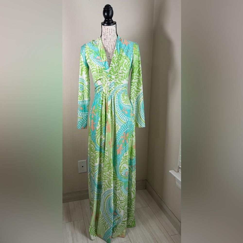 Vintage/Elegant Green and Blue Paisley Long Sleeve Dress